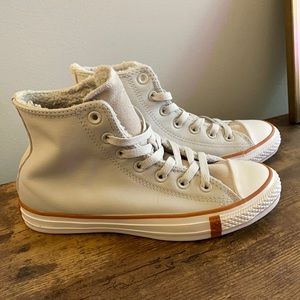 High top Converse sneakers - brand new